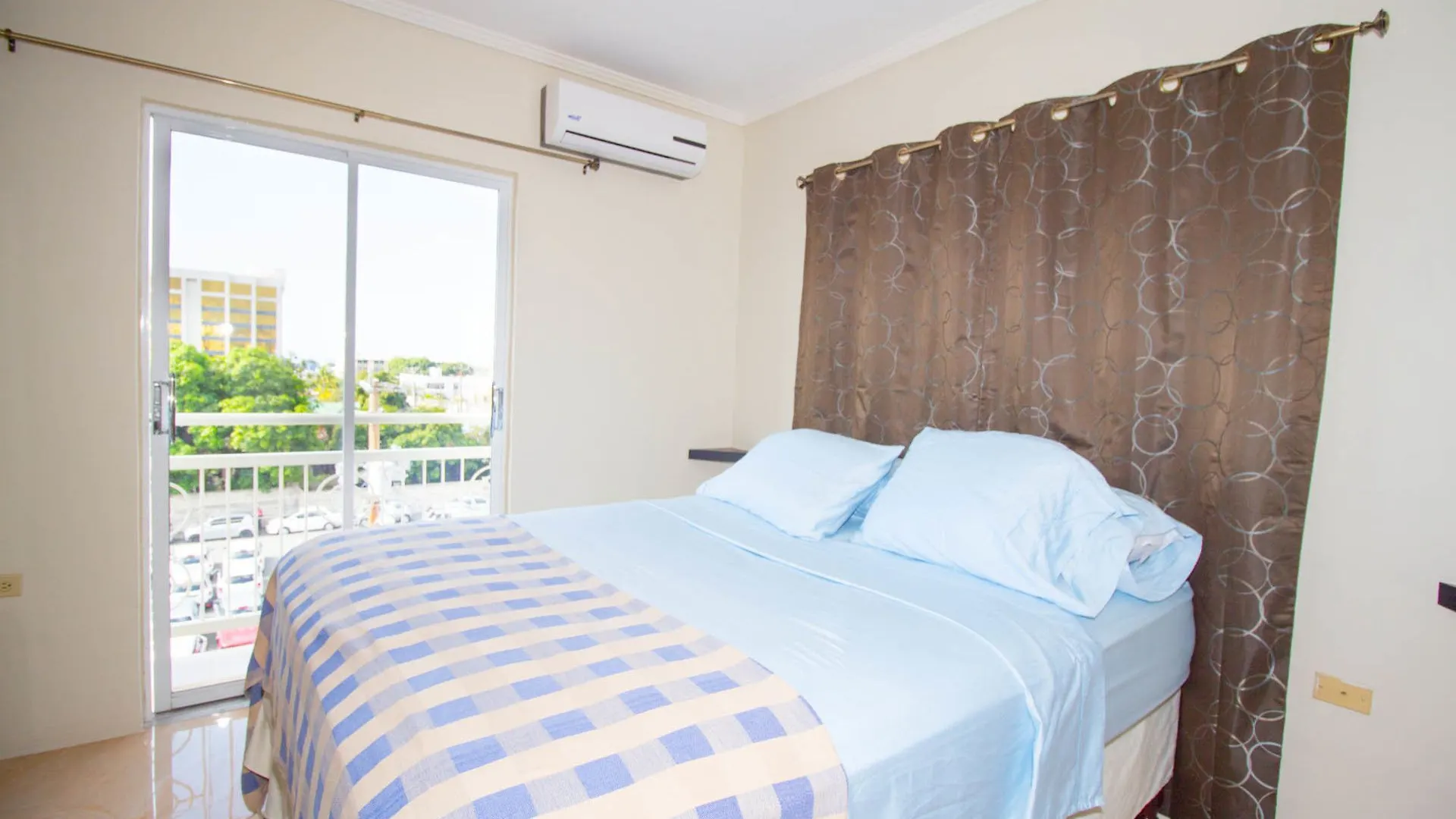 Daire Lilford Mews Suites Kingston